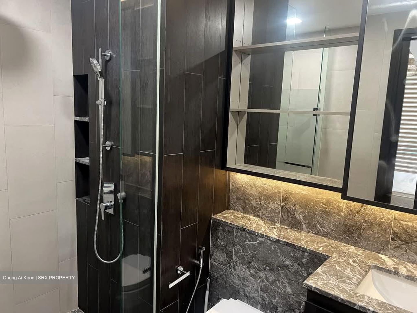 The Inflora (D17), Condominium #561530881